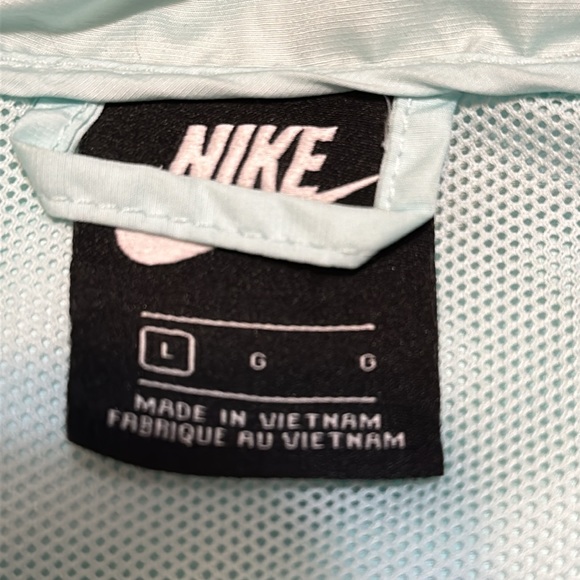 Nike Windrunner - Picture 4 of 5